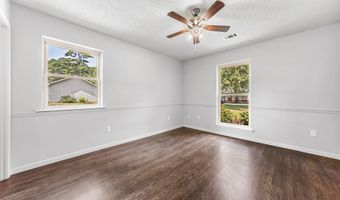 702 Kamak Dr, Beebe, AR 72012