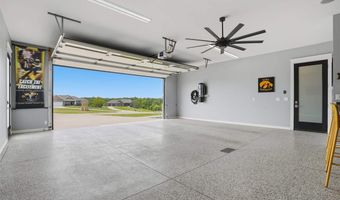 2985 127th Dr, Amana, IA 52203
