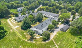 75 Page Rd 9, Bedford, MA 01730