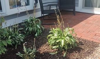 510 Corey Ln, Middletown, RI 02842