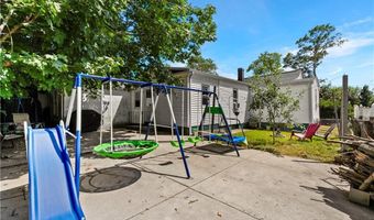 127 Gladstone St, Cranston, RI 02920