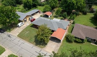 912 Maxwell NW, Ardmore, OK 73401