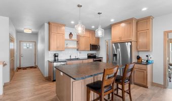 5042 MILKWEED Trl, Appleton, WI 54913