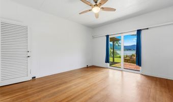 44-519 Kaneohe Bay Dr, Kaneohe, HI 96744