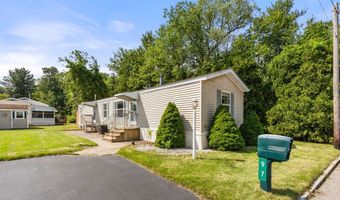 97 Julia Dr, Attleboro, MA 02703