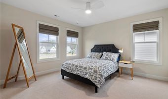 703 W Vaughan Rd, Ashland, VA 23005