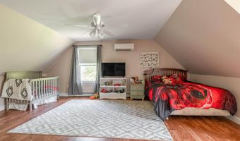 123 Lasalle Dr, Bangor, ME 04401