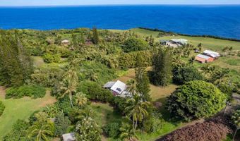 210 Door Of Faith Rd, Haiku, HI 96708