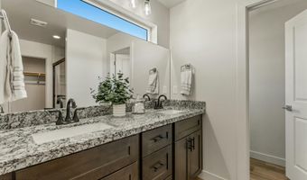 12220 Curtis Ct, Bellemont, AZ 86015