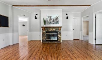 203 Edgewood St, Ballard, WV 24918