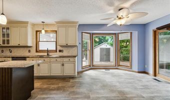 2792 Riebold Cir, Arnold, MO 63010
