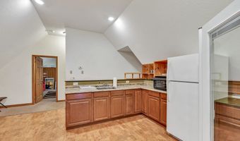 42 Lee Dr, Albion, ME 04910