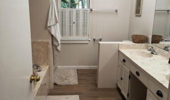 171 Saint Charles Ave, Biloxi, MS 39530