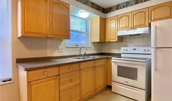 3865 Crest Cir, Arnold, MO 63010