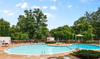 3414 GUNSTON Rd 733, Alexandria, VA 22302