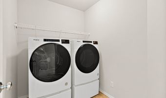 935 67th St SE, Auburn, WA 98092