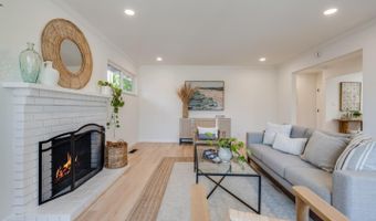 506 Bayview Dr, Aptos, CA 95003
