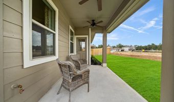 1903 Middle Pass Ln, Angleton, TX 77515