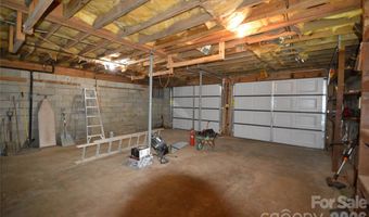 184 Laurel Rd, Arden, NC 28704