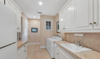 1816 Brittany Park Rd, Camarillo, CA 93012