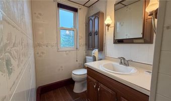 38 S Carlisle St, Allentown, PA 18109
