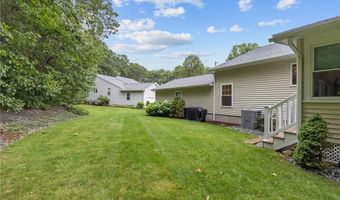 4 Hunters Run, North Providence, RI 02904