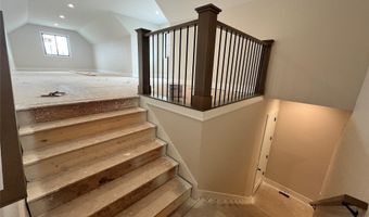 609 Pelican Dr, Polk City, IA 50226