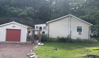 248 Tenawa Rd, Albrightsville, PA 18210