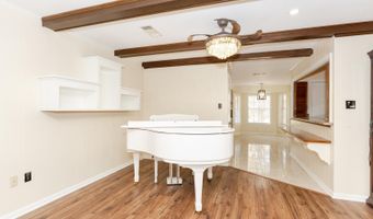 5715 Stratford Ave, Baton Rouge, LA 70808