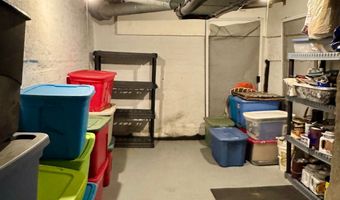 305 N Washington St, Abingdon, IL 61410