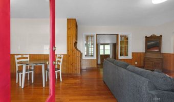 165 Grosvenor St, Athens, OH 45701