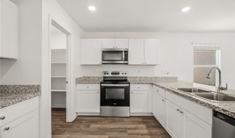 2340 Tapatio Dr, Bullhead City, AZ 86442