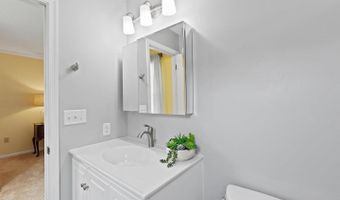 70 N FAIRFIELD Dr, Dover, DE 19901