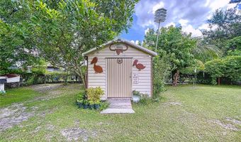 1726 FLINT Dr, Auburndale, FL 33823