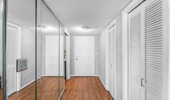 157 Atlantis Blvd 301, Atlantis, FL 33462
