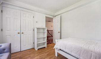8201 HECTIC HILL Ln, Rockville, MD 20854