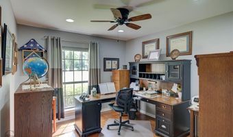 4101 Lakeway Cir, Benton, LA 71006