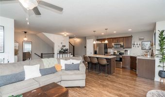 2714 NW Lois Ln, Ankeny, IA 50023