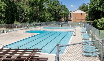 10500 MONTROSE Ave M4, Bethesda, MD 20814