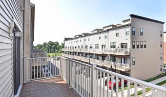 44858 TIVERTON Sq, Ashburn, VA 20147