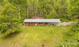 81 Amsoil Dr, Bakersville, NC 28705