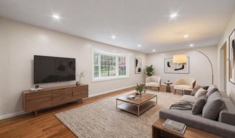 6 El Toro Dr, Bristol, CT 06010