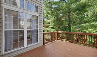 5438 SUMMER LEAF Ln, Alexandria, VA 22312