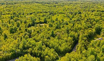 27 Bowling Green Ln, Belfast, ME 04915