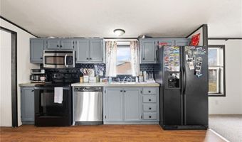 1323 W Kenwood Dr, Austin, IN 47102