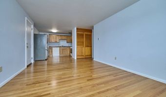 3 Colonial Village Dr 10, Arlington, MA 02476