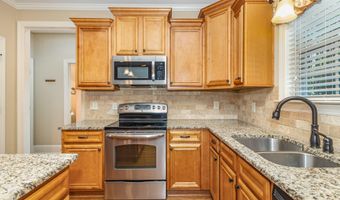 45 Guilford Ln, Youngsville, NC 27596