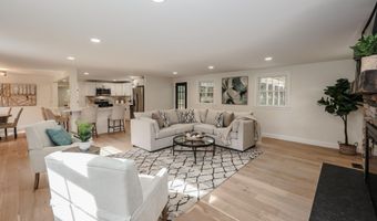 9 Northfield Rd, Amherst, NH 03031
