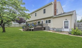 551 Chester Pkwy, Belford, NJ 07718