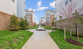 44603 WOLFHOUND Sq, Ashburn, VA 20147